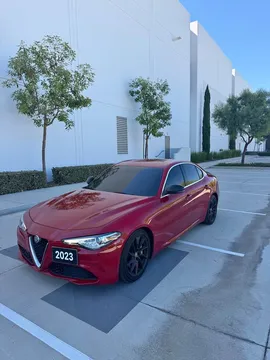 2017 Alfa Romeo Giulia Giulia