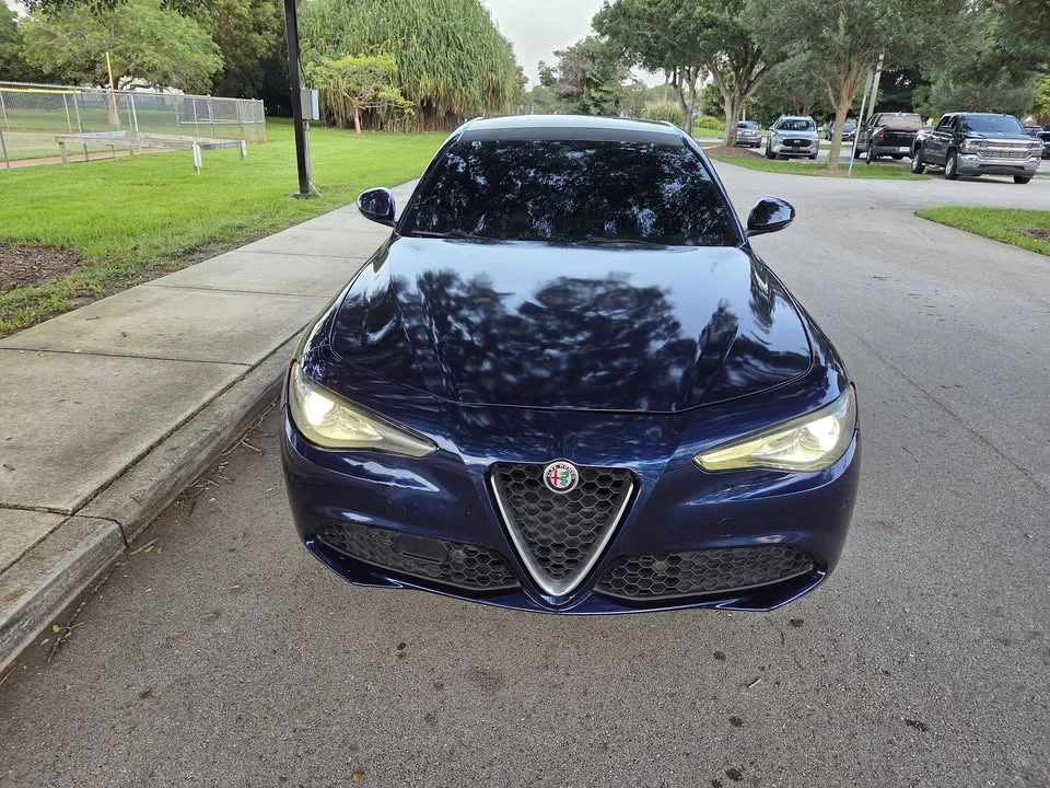 2017 Alfa Romeo Giulia - Image 3 of 15