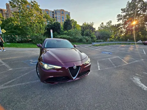 2017 Alfa Romeo Giulia Giulia