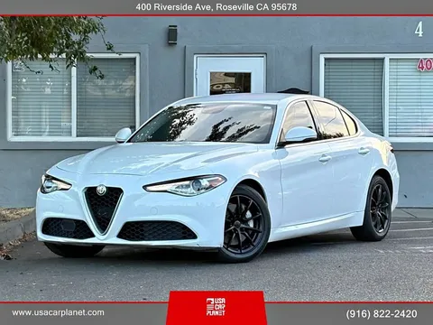 2017 Alfa Romeo Giulia Giulia