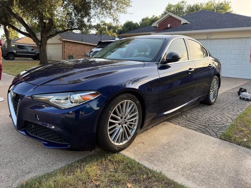 2017 Alfa Romeo Giulia - Image 3 of 14