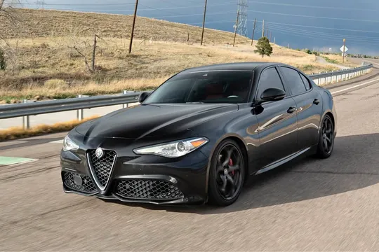 2017 Alfa Romeo Giulia Ti Q4