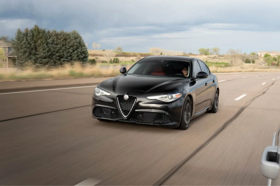 2017 Alfa Romeo Giulia - Image 2 of 7