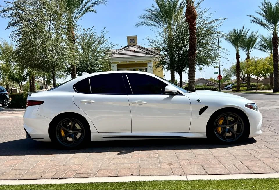 2017 Alfa Romeo Giulia - Image 2 of 20