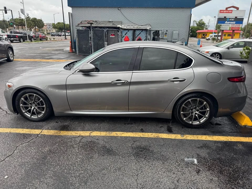 2017 Alfa Romeo Giulia - Image 2 of 12