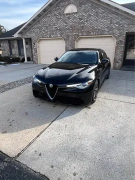 2017 Alfa Romeo Giulia Giulia
