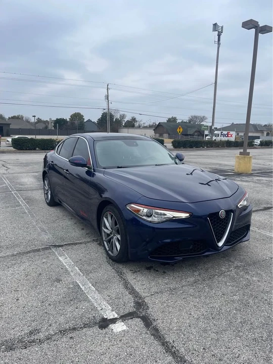 2017 Alfa Romeo Giulia - Image 3 of 12