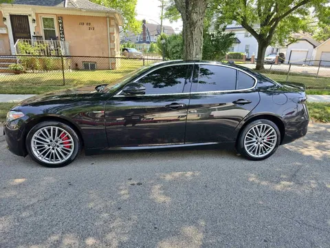 2017 Alfa Romeo Giulia Giulia