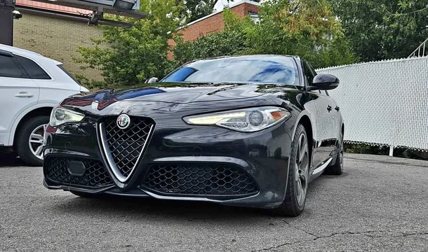 2017 Alfa Romeo Giulia Giulia