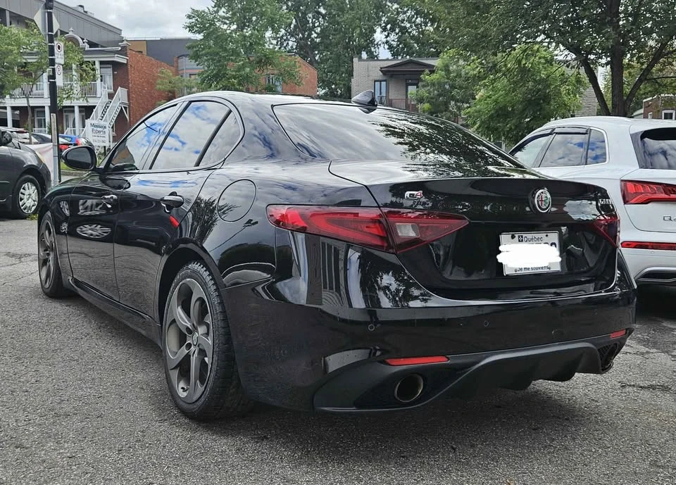 2017 Alfa Romeo Giulia - Image 9 of 20