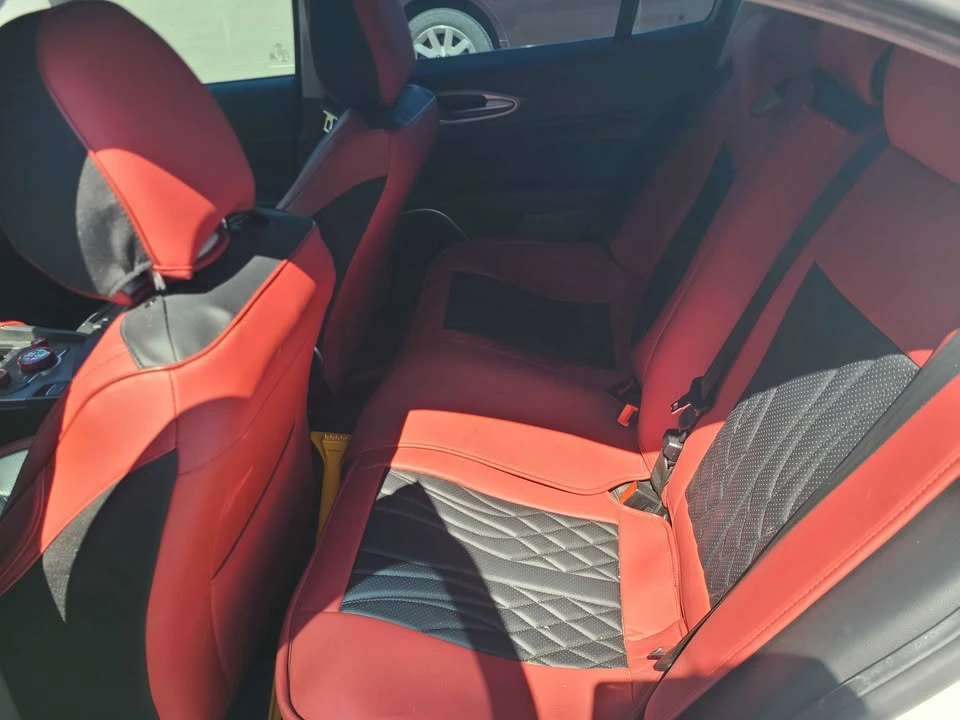 2017 Alfa Romeo Giulia - Image 7 of 14