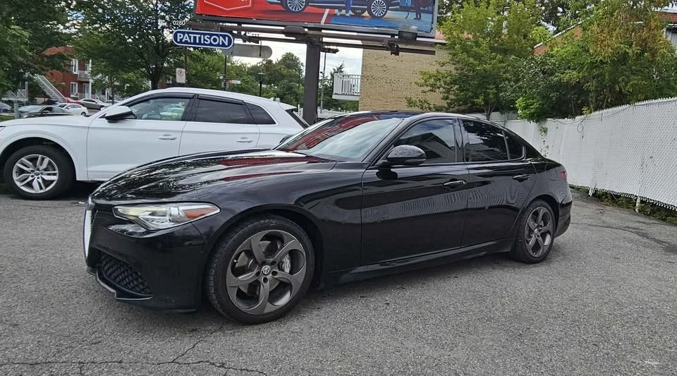 2017 Alfa Romeo Giulia - Image 12 of 20