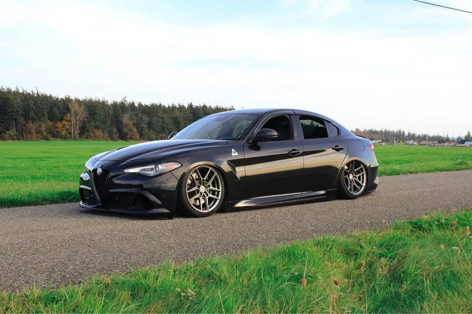 2017 Alfa Romeo Giulia - Image 5 of 7