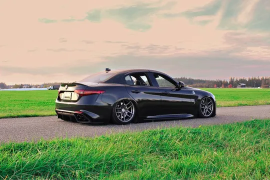2017 Alfa Romeo Giulia Quadrifoglio