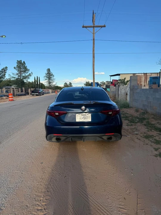 2017 Alfa Romeo Giulia - Image 3 of 5