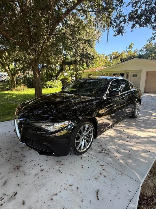 2017 Alfa Romeo Giulia - Image 2 of 20
