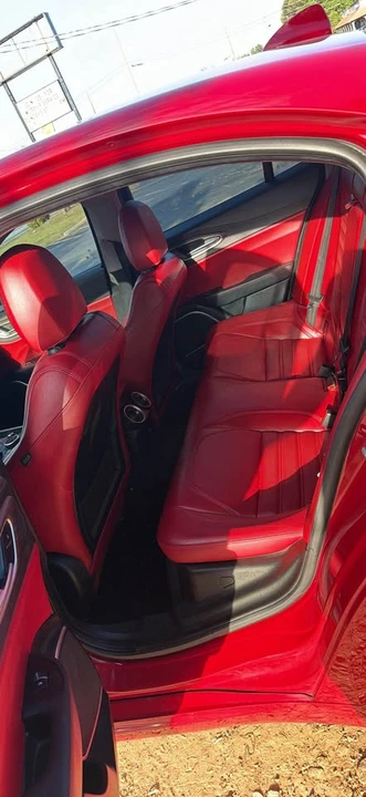 2017 Alfa Romeo Giulia - Image 6 of 15