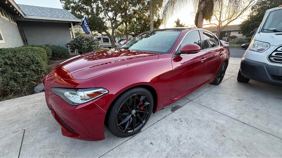 2017 Alfa Romeo Giulia - Image 3 of 9