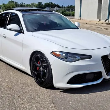 2017 Alfa Romeo Giulia Ti Sport