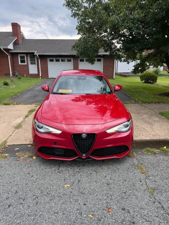 2017 Alfa Romeo Giulia - Image 3 of 15