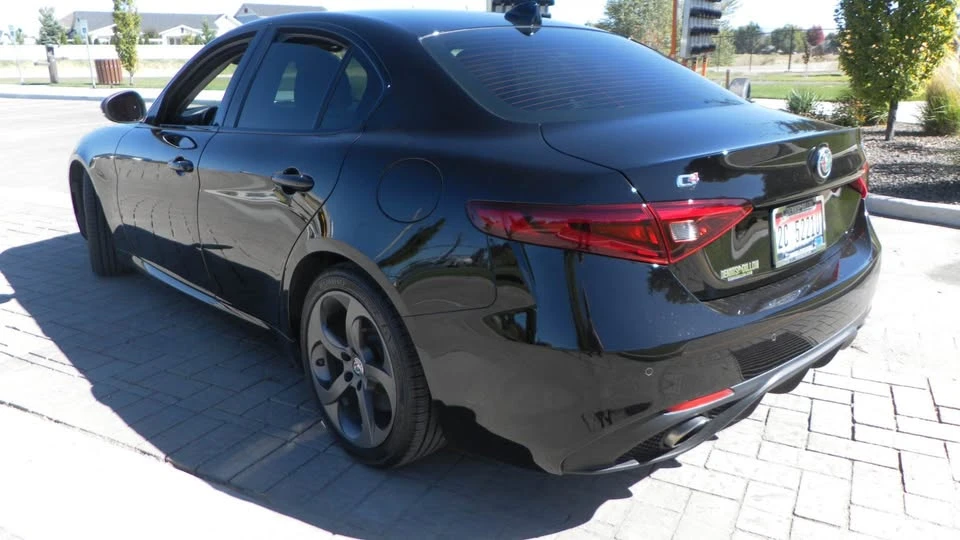 2017 Alfa Romeo Giulia - Image 2 of 17
