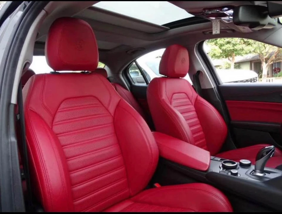 2017 Alfa Romeo Giulia - Image 4 of 6