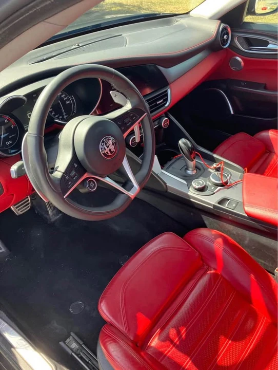 2017 Alfa Romeo Giulia - Image 2 of 6