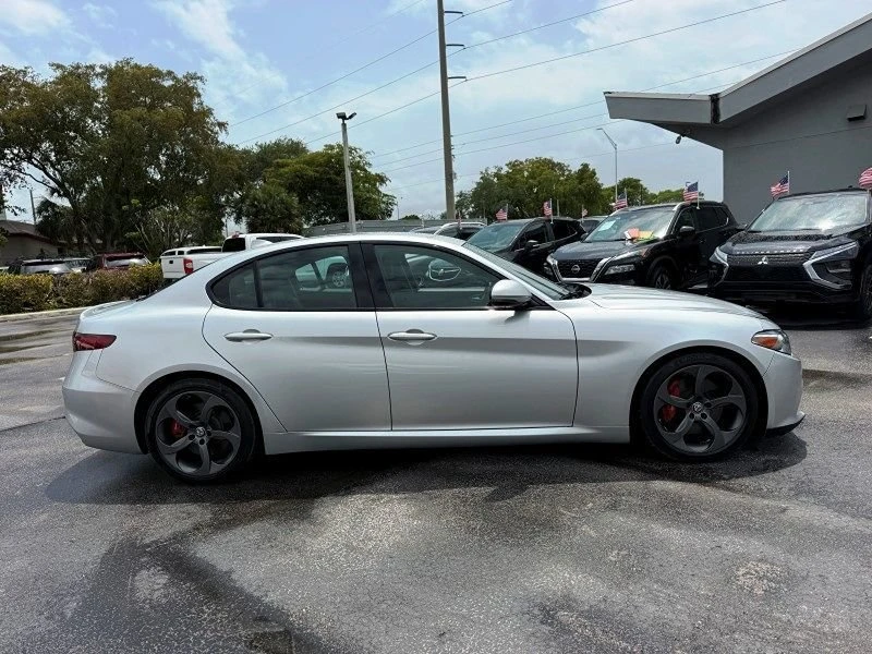 2017 Alfa Romeo Giulia - Image 2 of 14