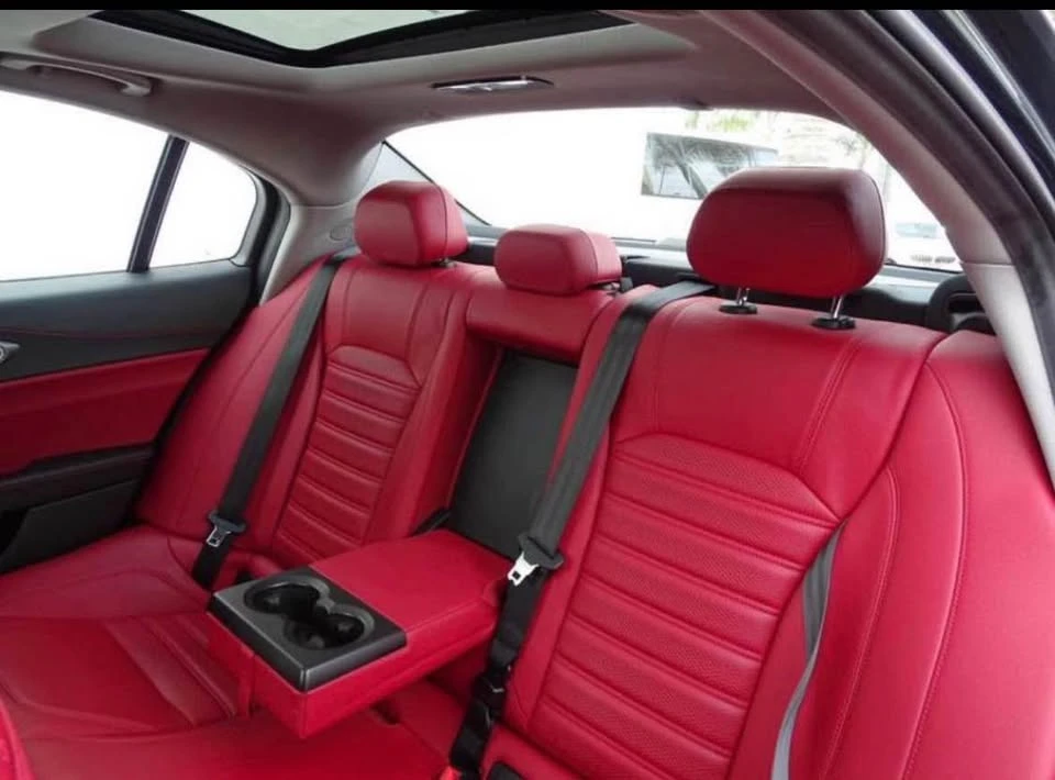 2017 Alfa Romeo Giulia - Image 5 of 6