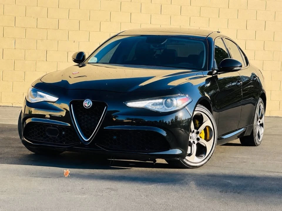 2017 Alfa Romeo Giulia - Image 3 of 20
