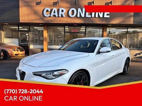 2017 Alfa Romeo Giulia Base