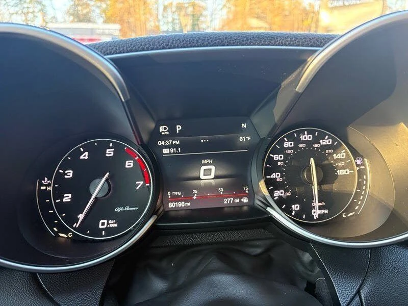 2017 Alfa Romeo Giulia - Image 18 of 20