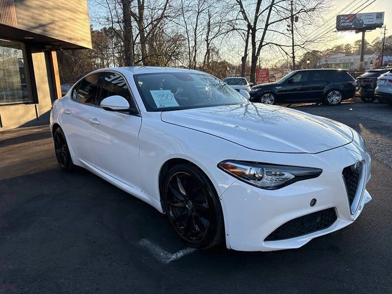 2017 Alfa Romeo Giulia - Image 4 of 20