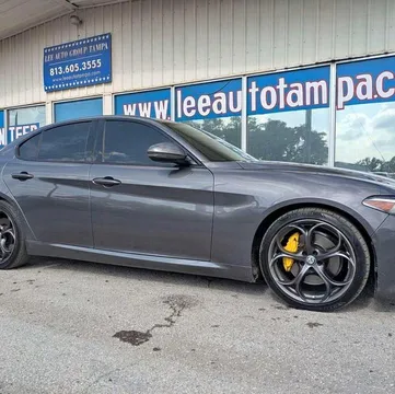 2017 Alfa Romeo Giulia Giulia