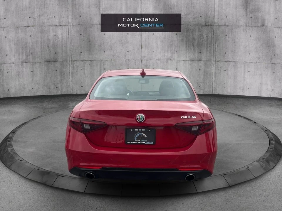 2017 Alfa Romeo Giulia - Image 6 of 20