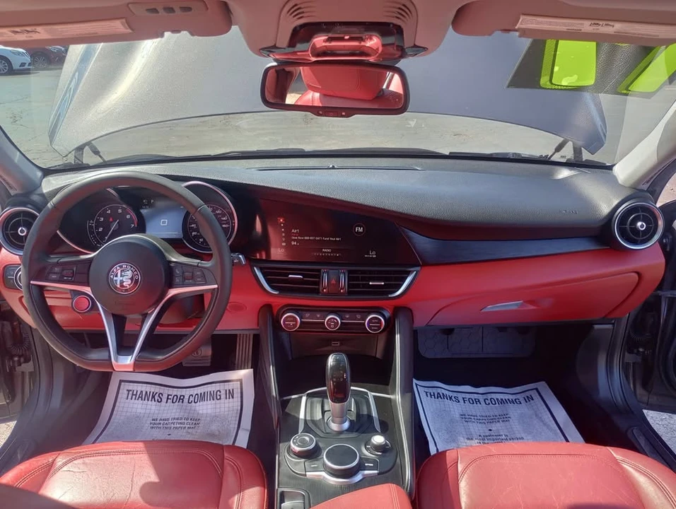 2017 Alfa Romeo Giulia - Image 12 of 20