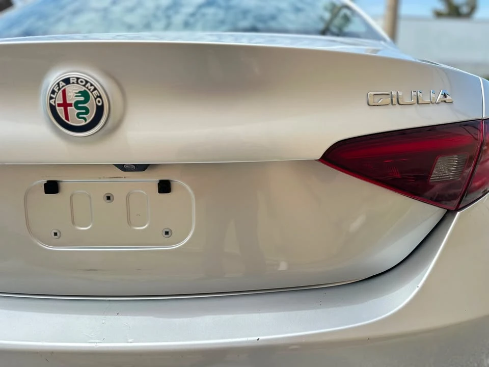 2017 Alfa Romeo Giulia - Image 14 of 17