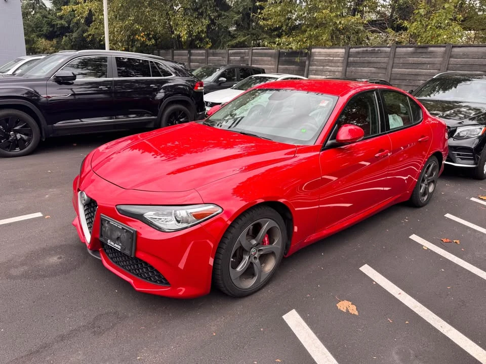 2017 Alfa Romeo Giulia - Image 3 of 7