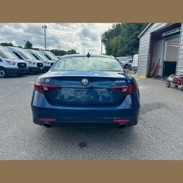 2017 Alfa Romeo Giulia - Image 6 of 12