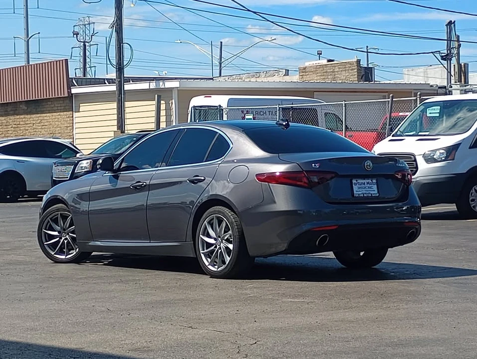 2017 Alfa Romeo Giulia - Image 3 of 20