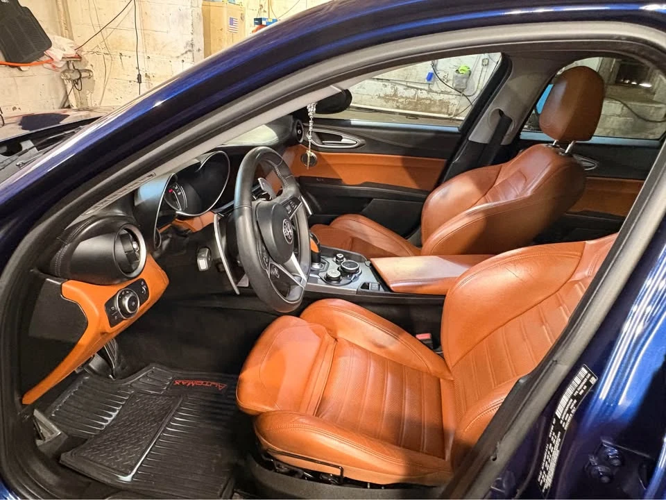 2017 Alfa Romeo Giulia - Image 5 of 6