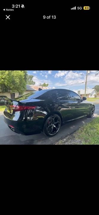 2017 Alfa Romeo Giulia - Image 5 of 13