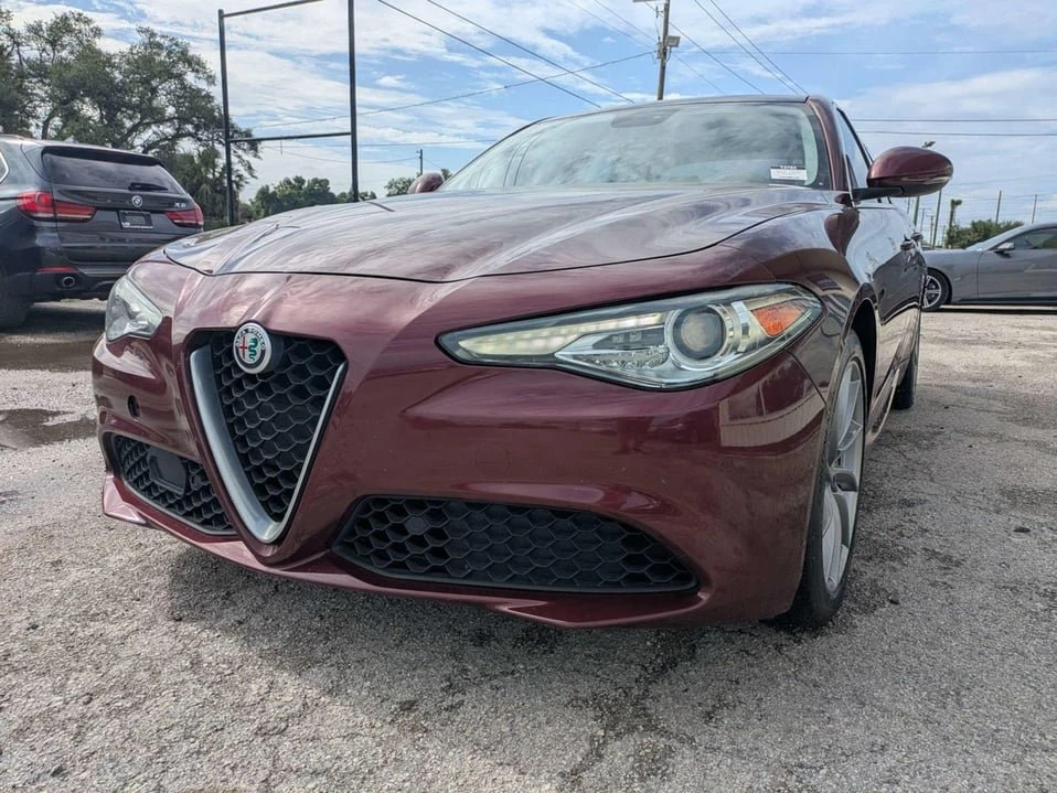 2017 Alfa Romeo Giulia - Image 7 of 20