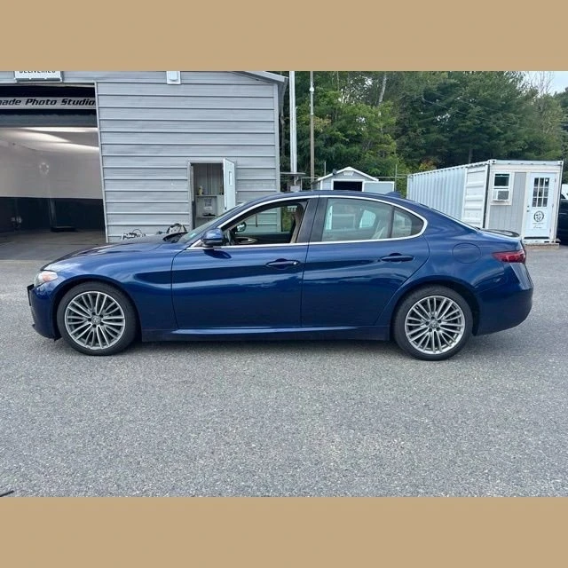 2017 Alfa Romeo Giulia - Image 4 of 12