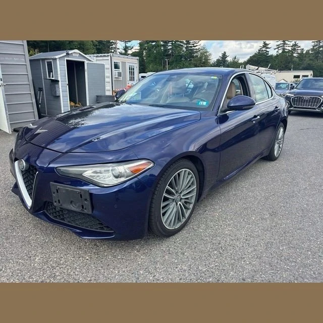 2017 Alfa Romeo Giulia - Image 3 of 12