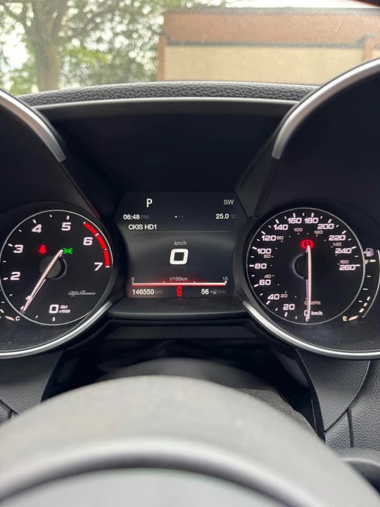2017 Alfa Romeo Giulia - Image 13 of 15
