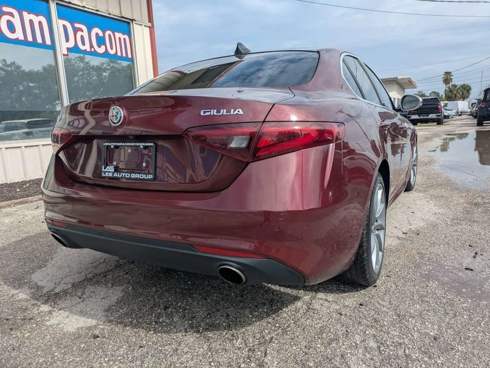 2017 Alfa Romeo Giulia - Image 3 of 20
