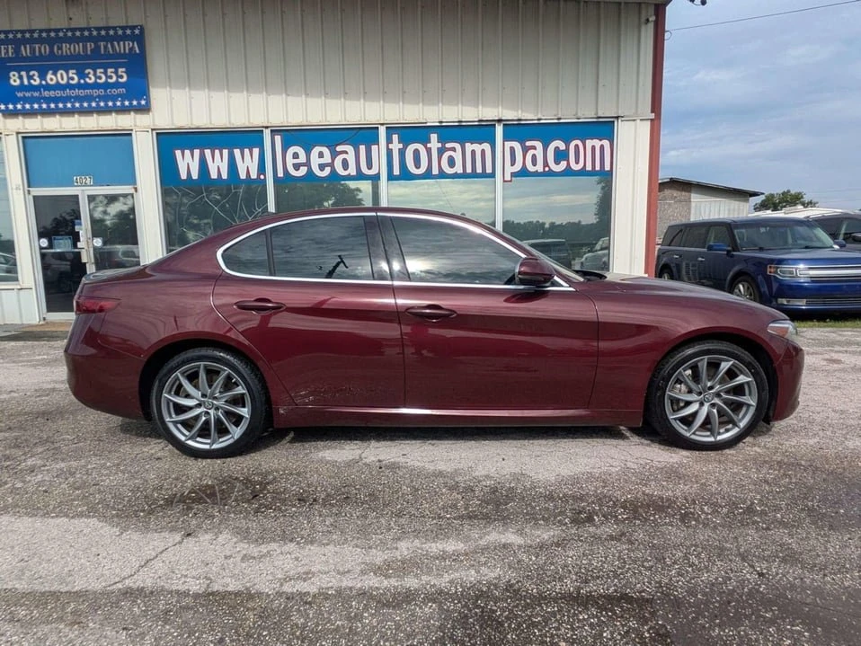 2017 Alfa Romeo Giulia - Image 2 of 20