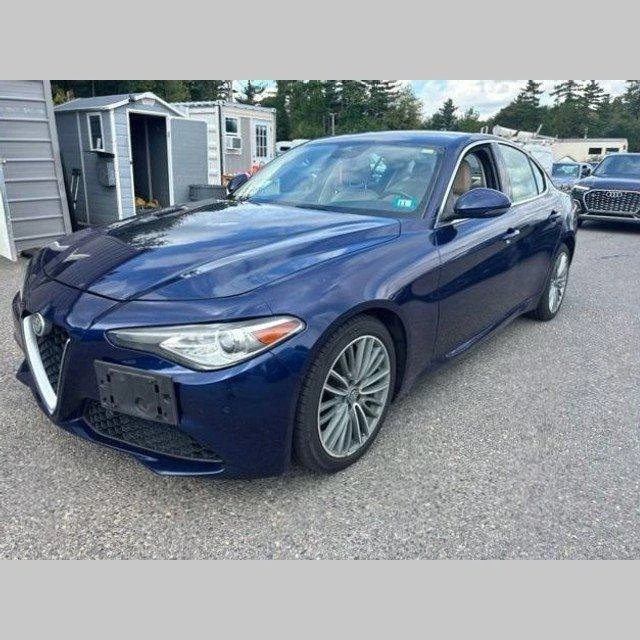 2017 Alfa Romeo Giulia - Image 3 of 12