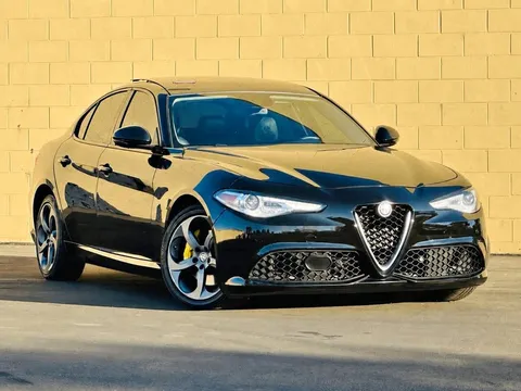 2017 Alfa Romeo Giulia Base
